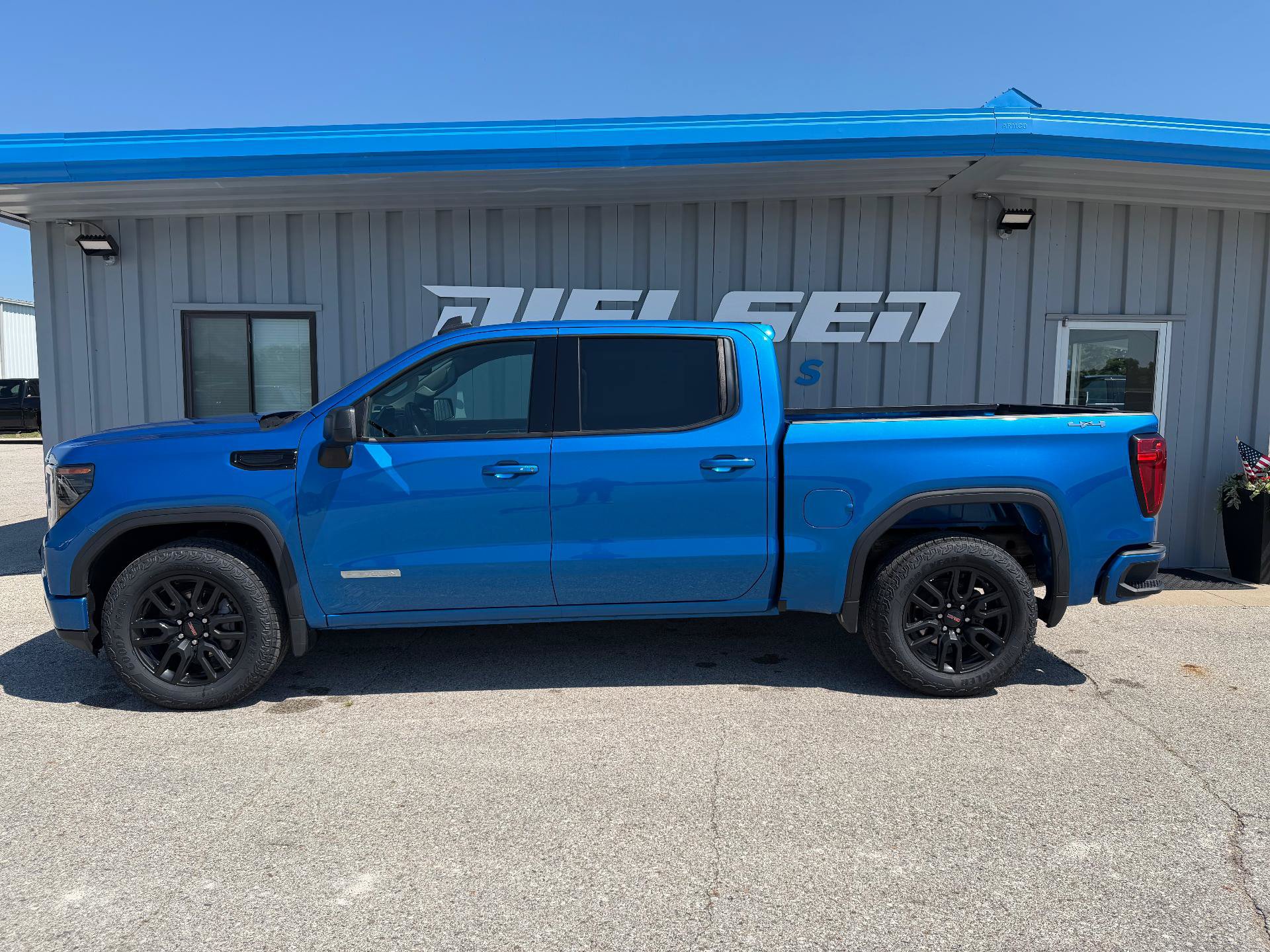 Used 2022 GMC Sierra 1500 Elevation