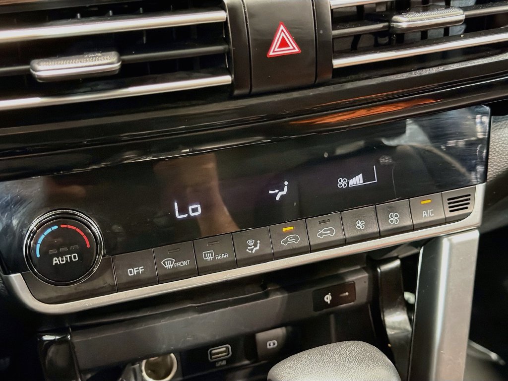 Used 2023 Kia Seltos EX AWD/4WD image 18