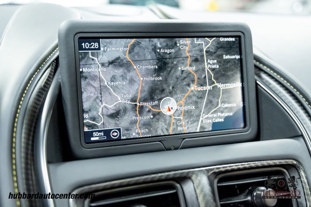 Used 2023 Aston Martin DBS Coupe image 22