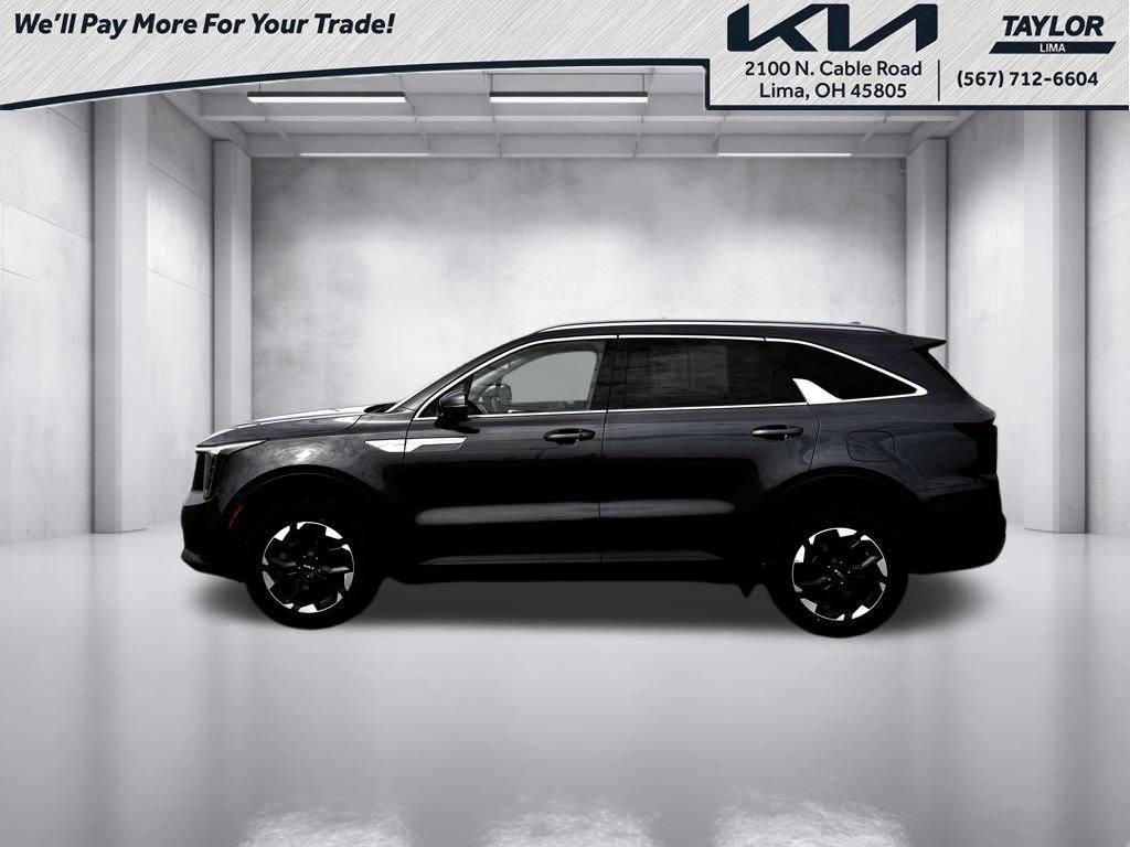 Used 2024 Kia Sorento S image 16