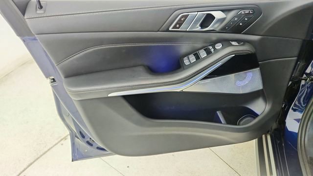 Used 2024 BMW X7 xDrive40i w/ Executive Package image 39