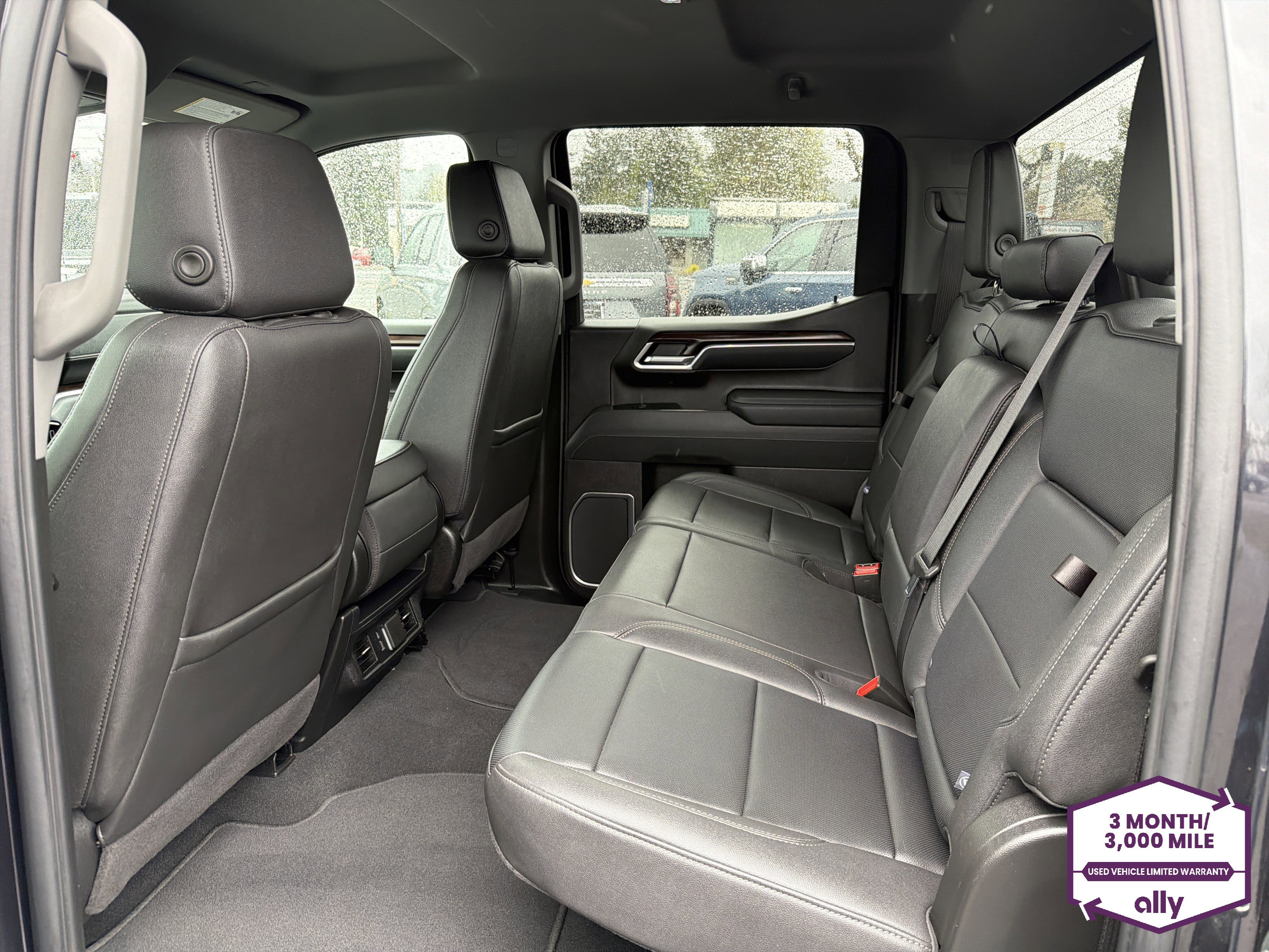 Certified 2026 GMC Sierra 1500 SLT image 11