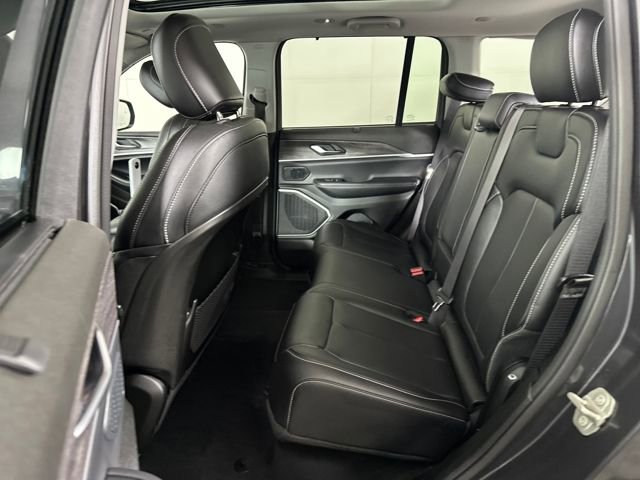 Used 2023 Jeep Grand Cherokee 4WD 4xe w/ Luxury Tech Group II image 25