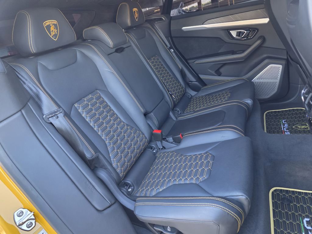 Used 2019 Lamborghini Urus image 29