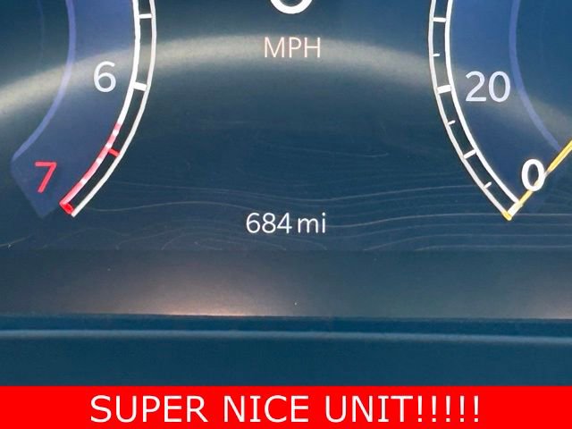 Used 2025 Jeep Grand Cherokee Limited w/ Luxury Tech Group II image 20