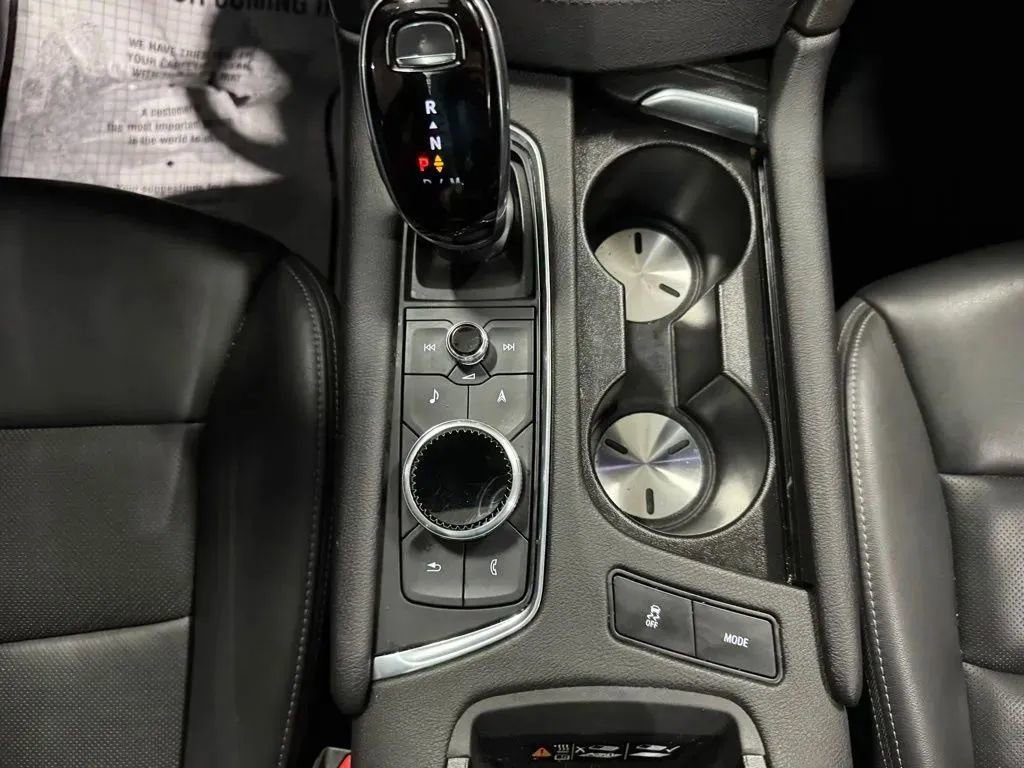 Used 2023 Cadillac XT6 Premium Luxury image 22