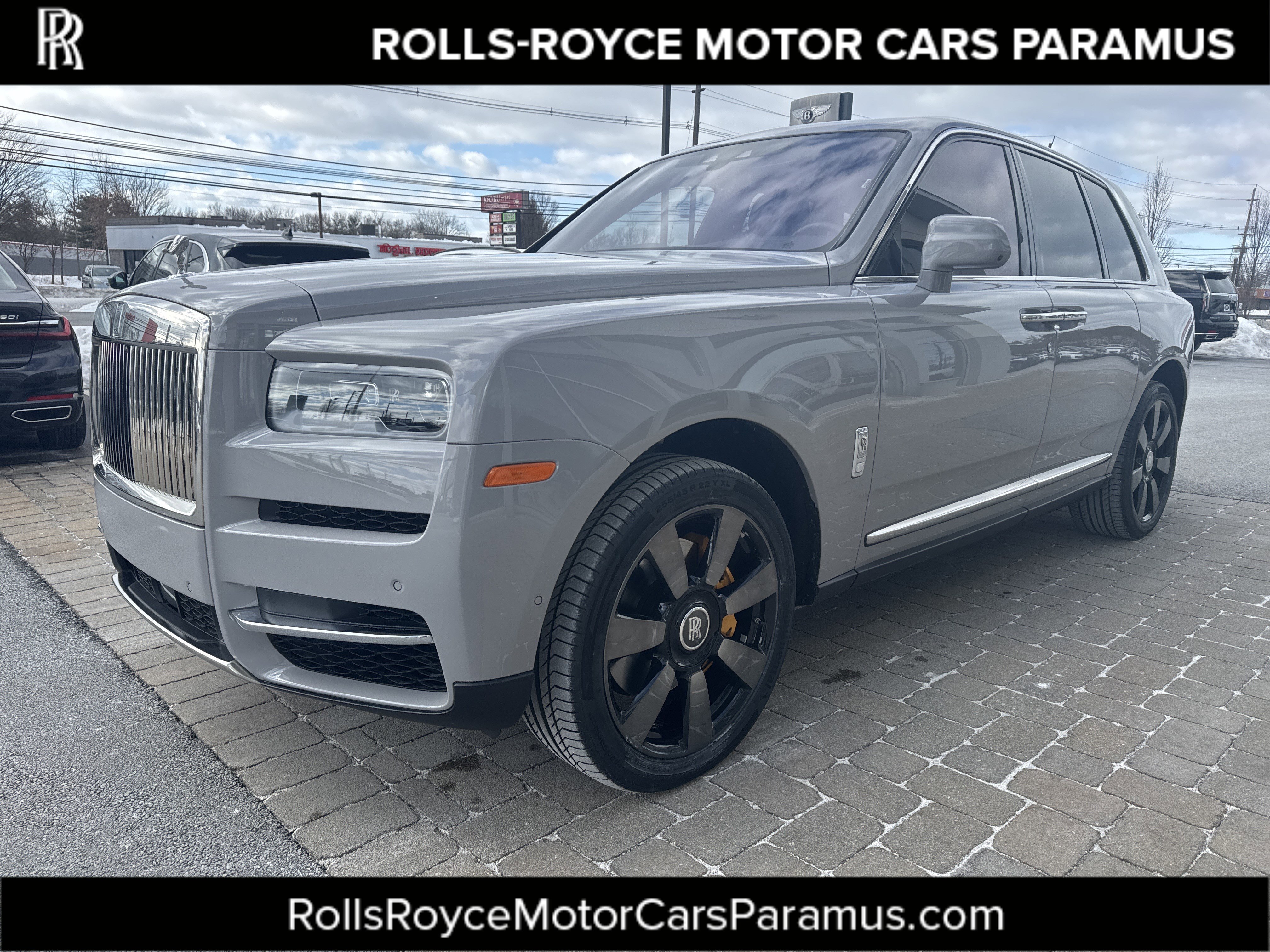 Used 2024 Rolls-Royce Cullinan w/ Interior Detailing Package image 1