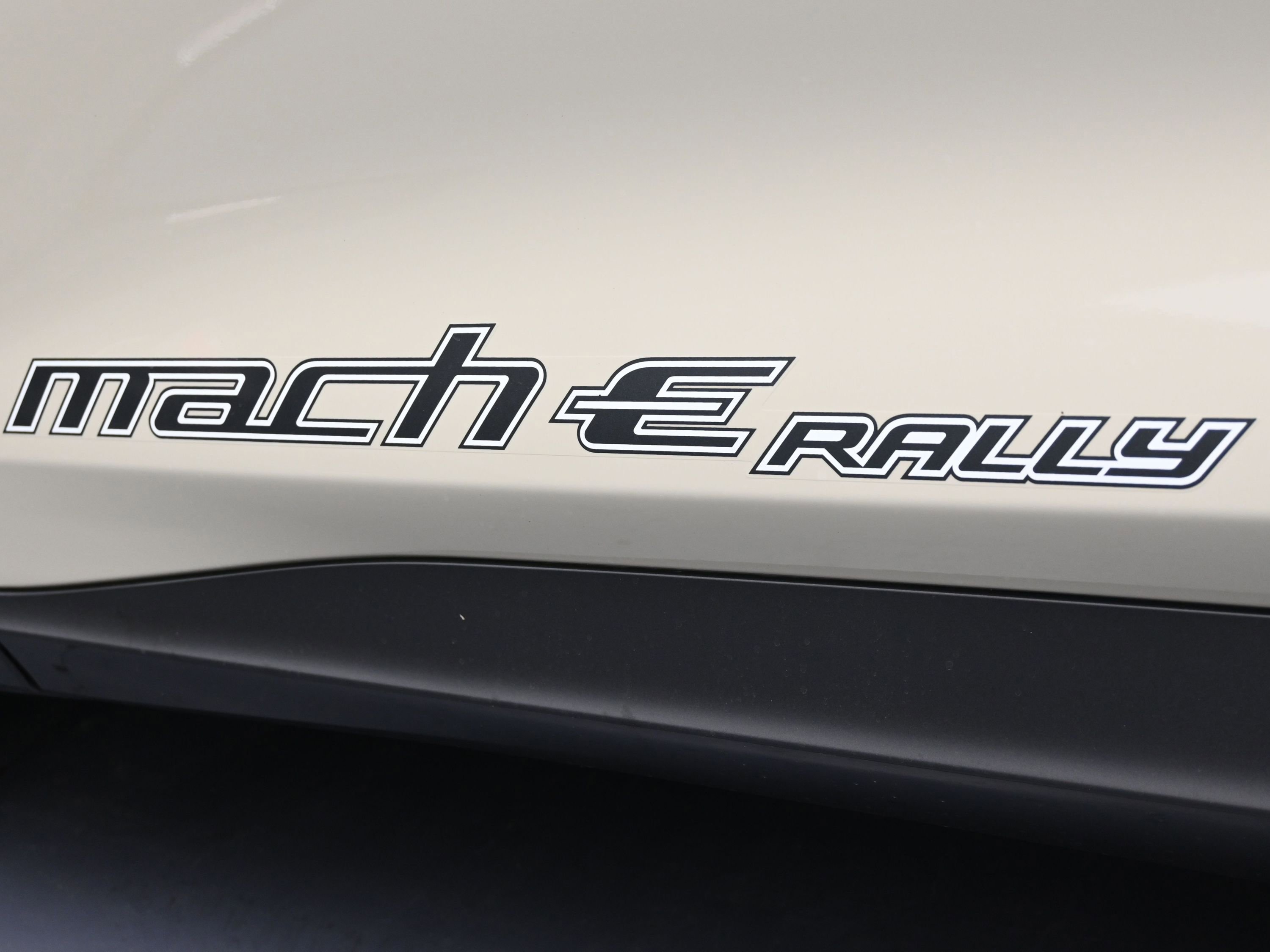 Used 2025 Ford Mustang Mach-E GT image 47