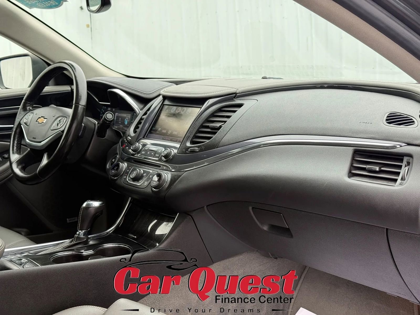 Used 2018 Chevrolet Impala LT w/ LT Convenience Package image 18