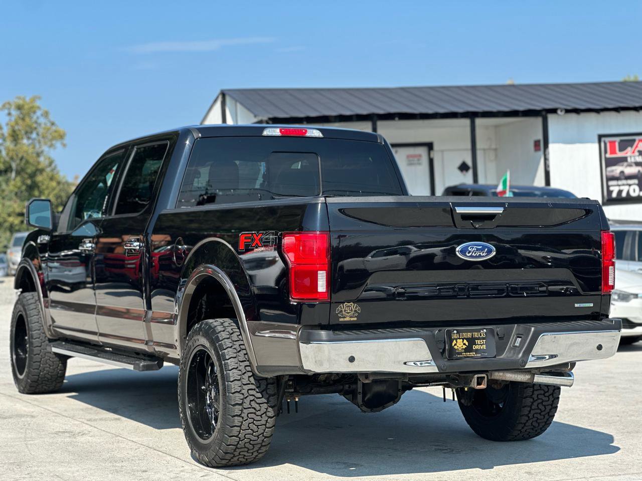 Used 2020 Ford F150 Lariat w/ Equipment Group 502A Luxury AWD/4WD image 5