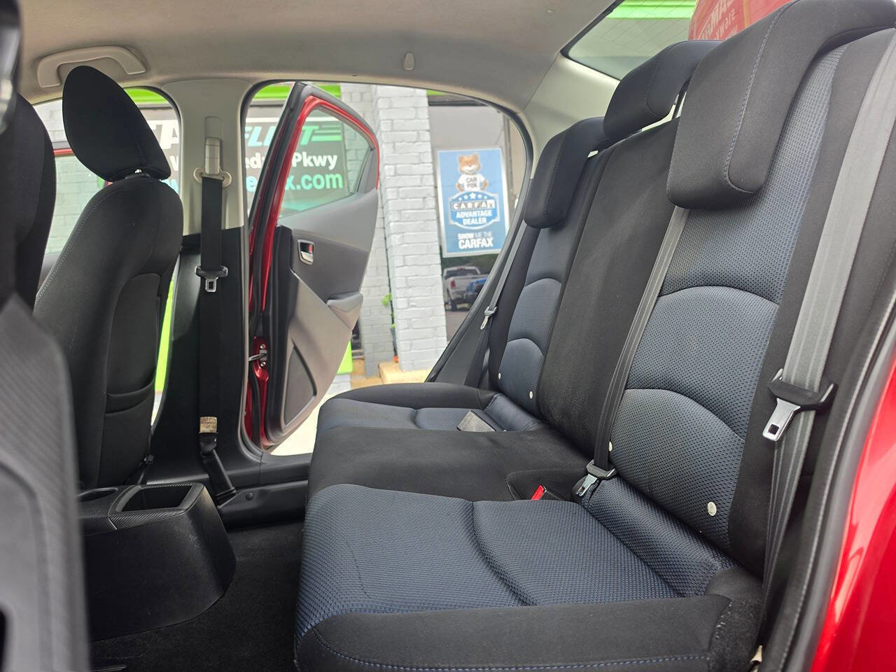 Used 2017 Toyota Yaris iA FWD image 21
