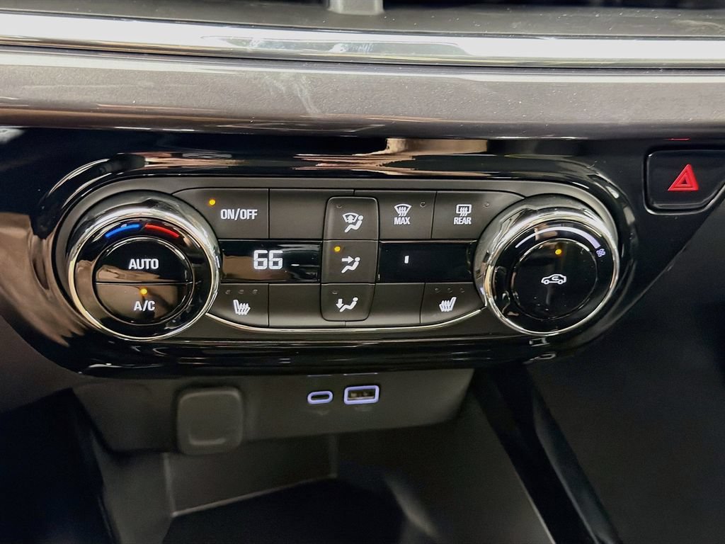 New 2026 Chevrolet Trax ACTIV w/ Driver Confidence Package FWD image 15