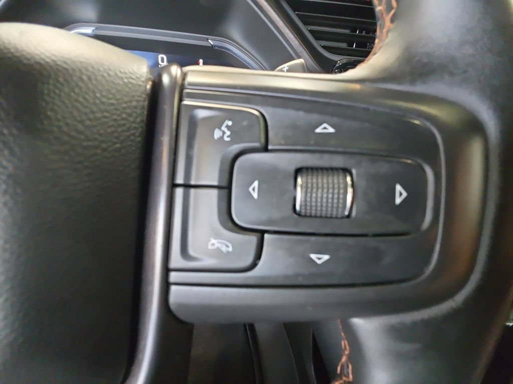 Used 2025 GMC Sierra 1500 AT4 w/ Technology Package AWD/4WD image 19