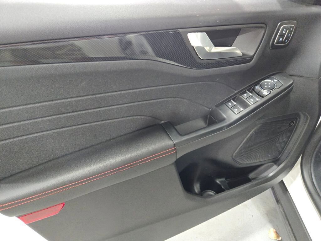 New 2025 Ford Escape ST-Line Elite w/ Tech Pack #2 image 23
