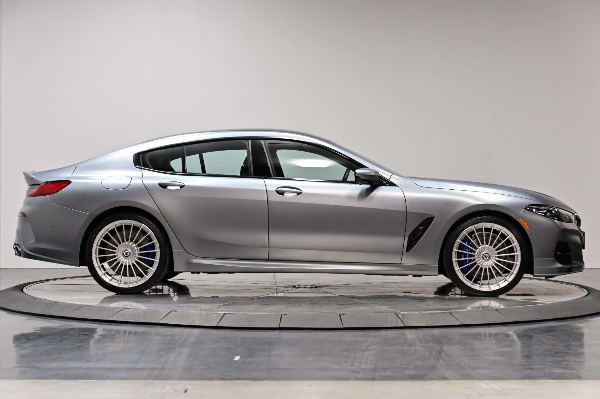 Used 2022 BMW ALPINA B8 xDrive Gran Coupe AWD/4WD image 18