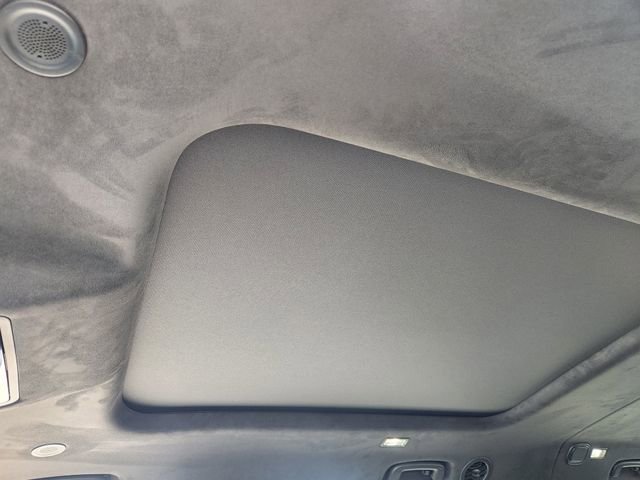 New 2025 Land Rover Defender 130 V8 image 18