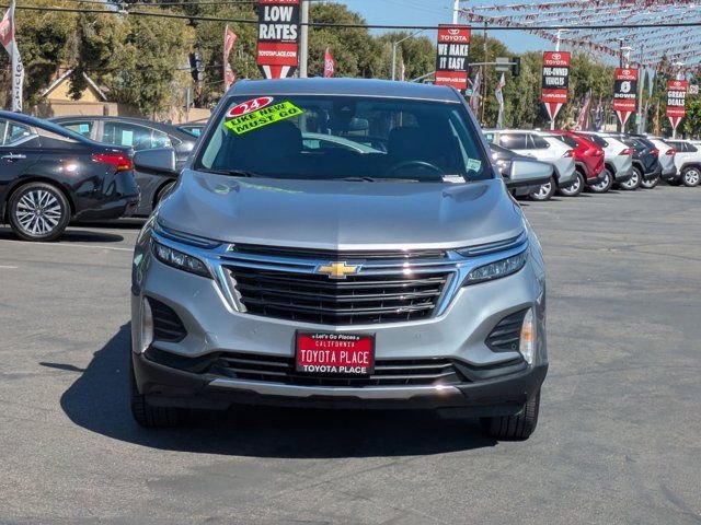Used 2024 Chevrolet Equinox LT image 2