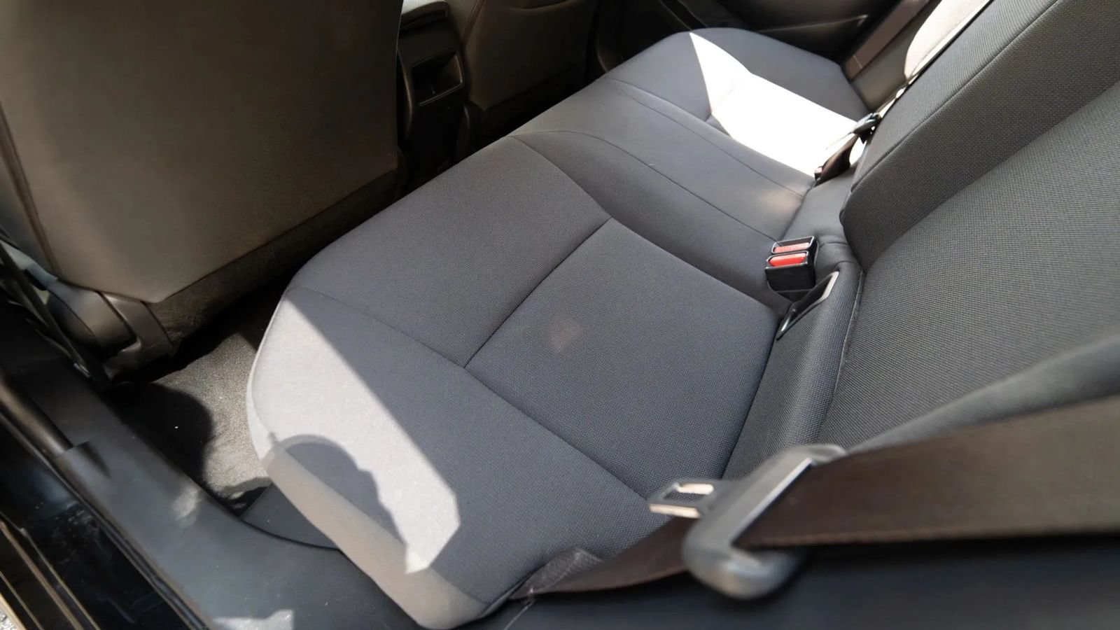 Used 2021 Toyota Corolla LE FWD image 21