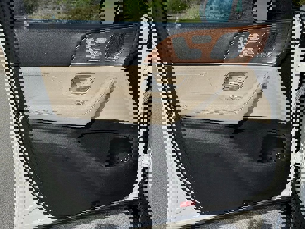 Used 2022 Mercedes-Benz GLS 450 4MATIC image 34