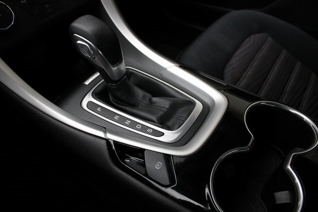 Used 2016 Ford Fusion SE image 7