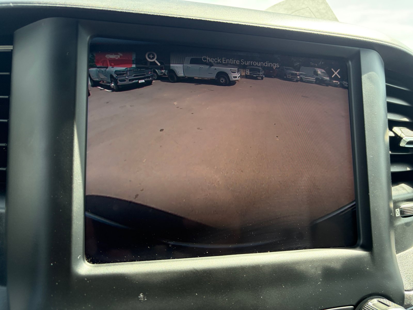 Used 2024 RAM 2500 Tradesman w/ Chrome Appearance Group AWD/4WD image 24
