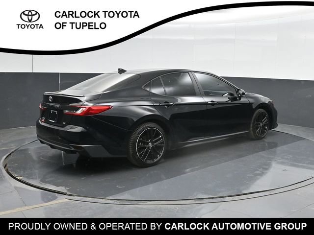 Used 2025 Toyota Camry SE w/ Convenience Package FWD image 3