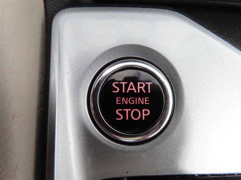 Used 2025 Nissan Altima 2.5 SV FWD image 18