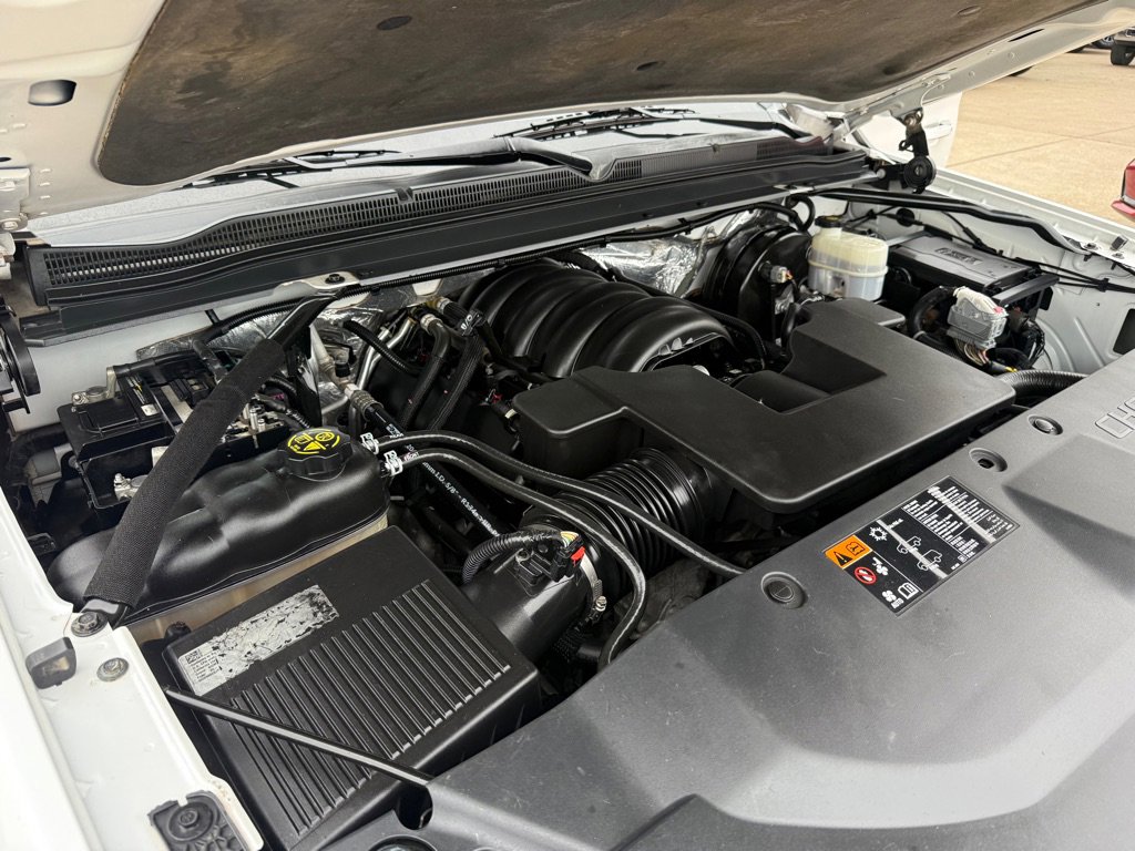 Used 2016 Chevrolet Suburban LTZ AWD/4WD image 38
