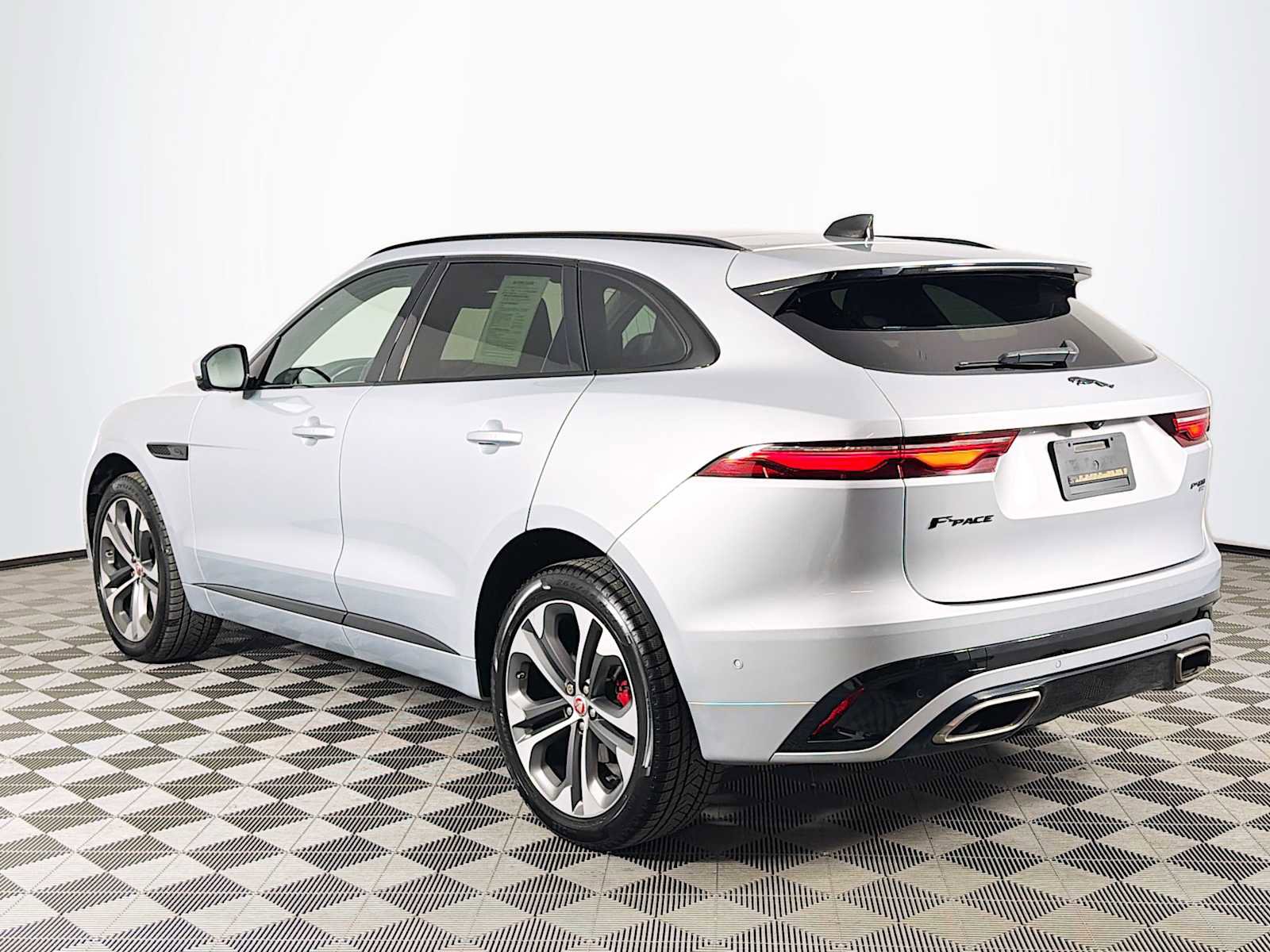 Used 2021 Jaguar F-PACE R-Dynamic S AWD/4WD image 7
