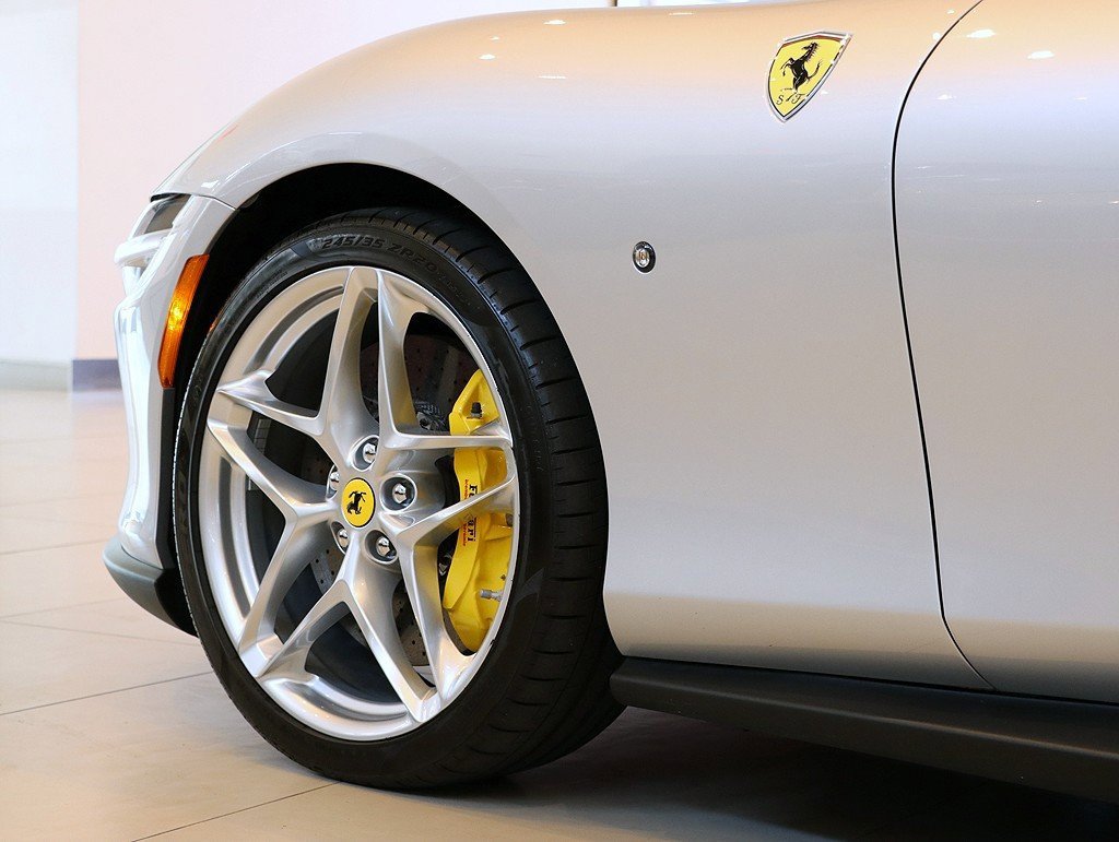 Certified 2021 Ferrari Roma image 70