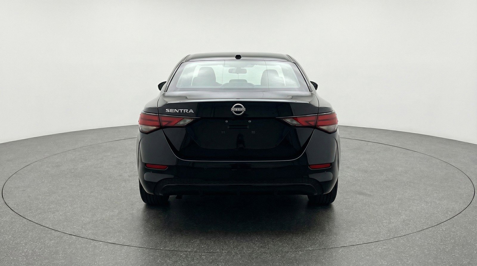 Used 2025 Nissan Sentra SV image 7