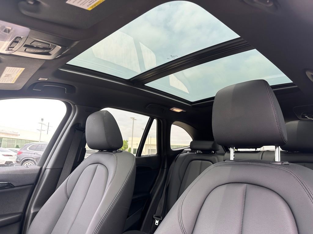 Certified 2021 BMW X1 sDrive28i w/ Premium Package FWD image 10
