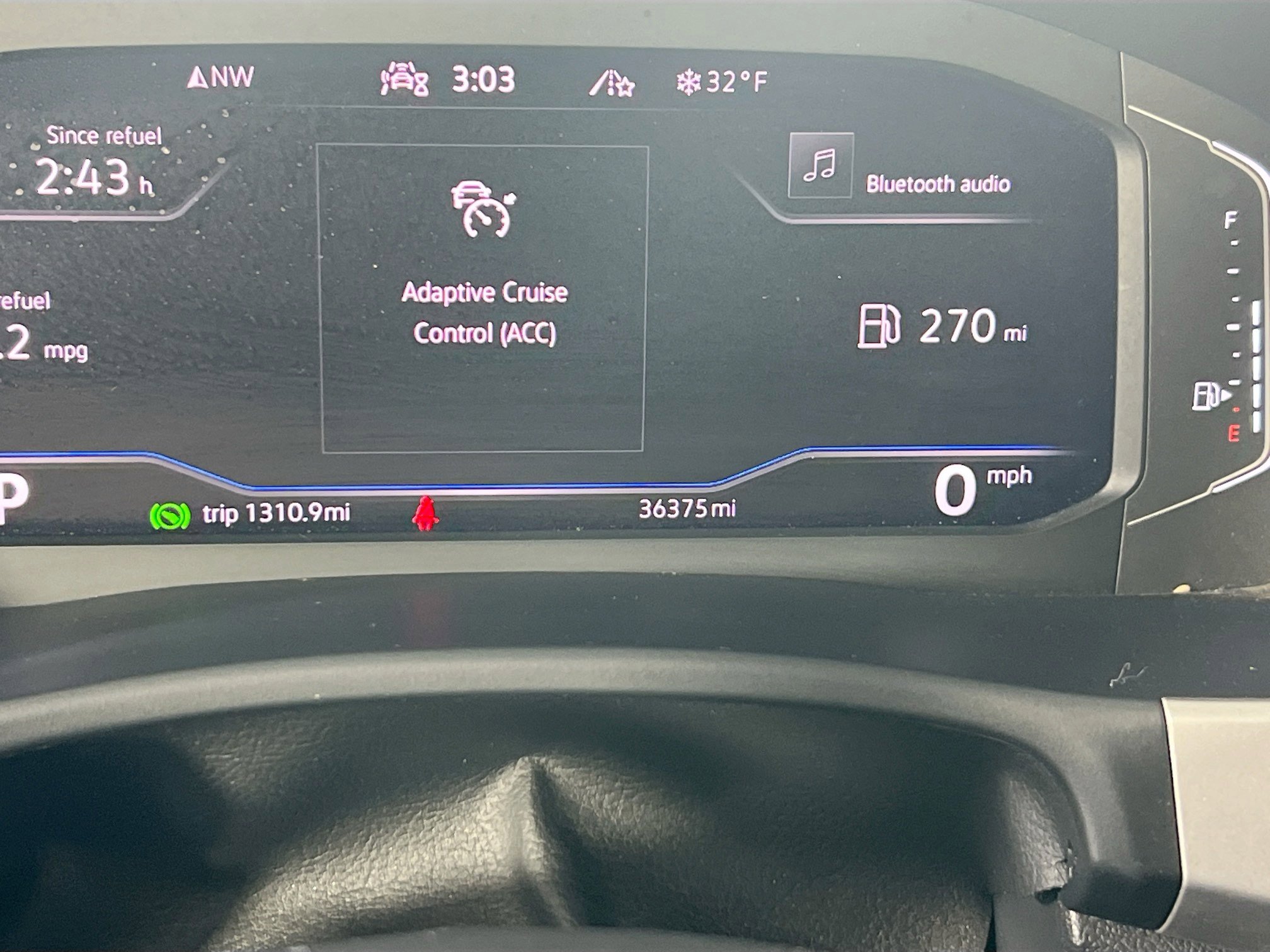 Used 2022 Volkswagen Atlas Cross Sport SE image 12