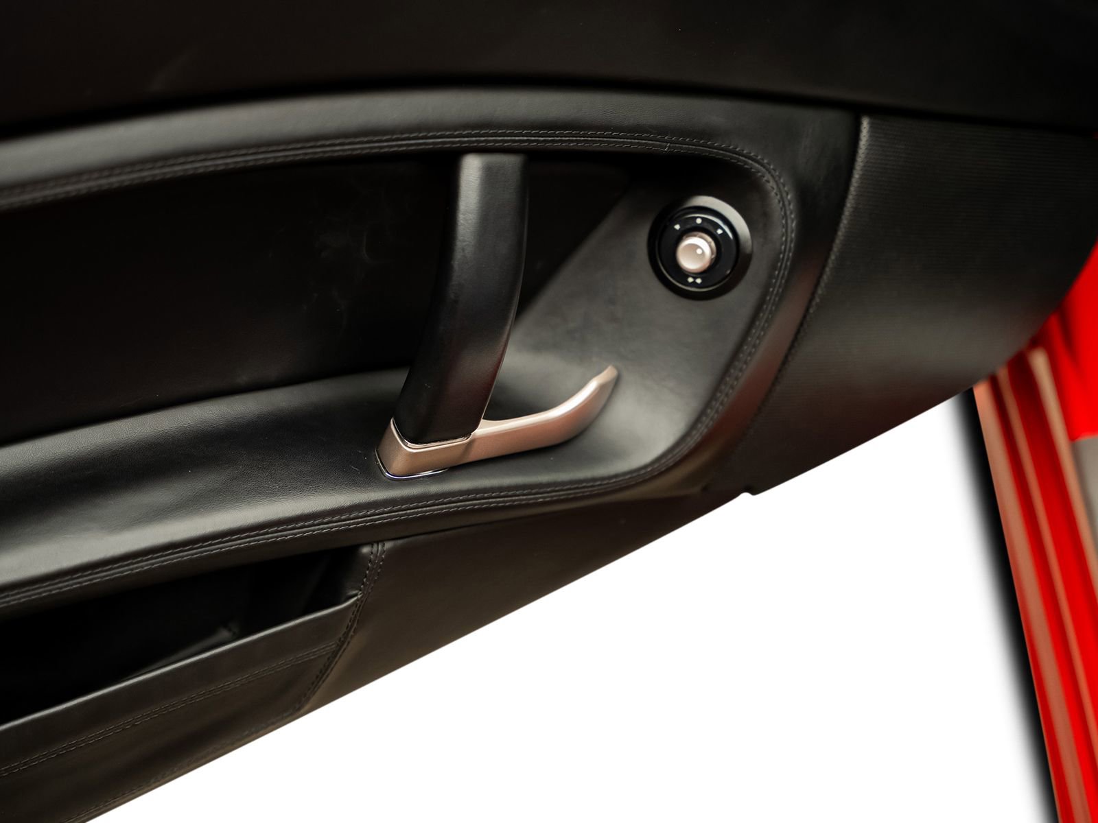 Used 2013 Ferrari California RWD image 65