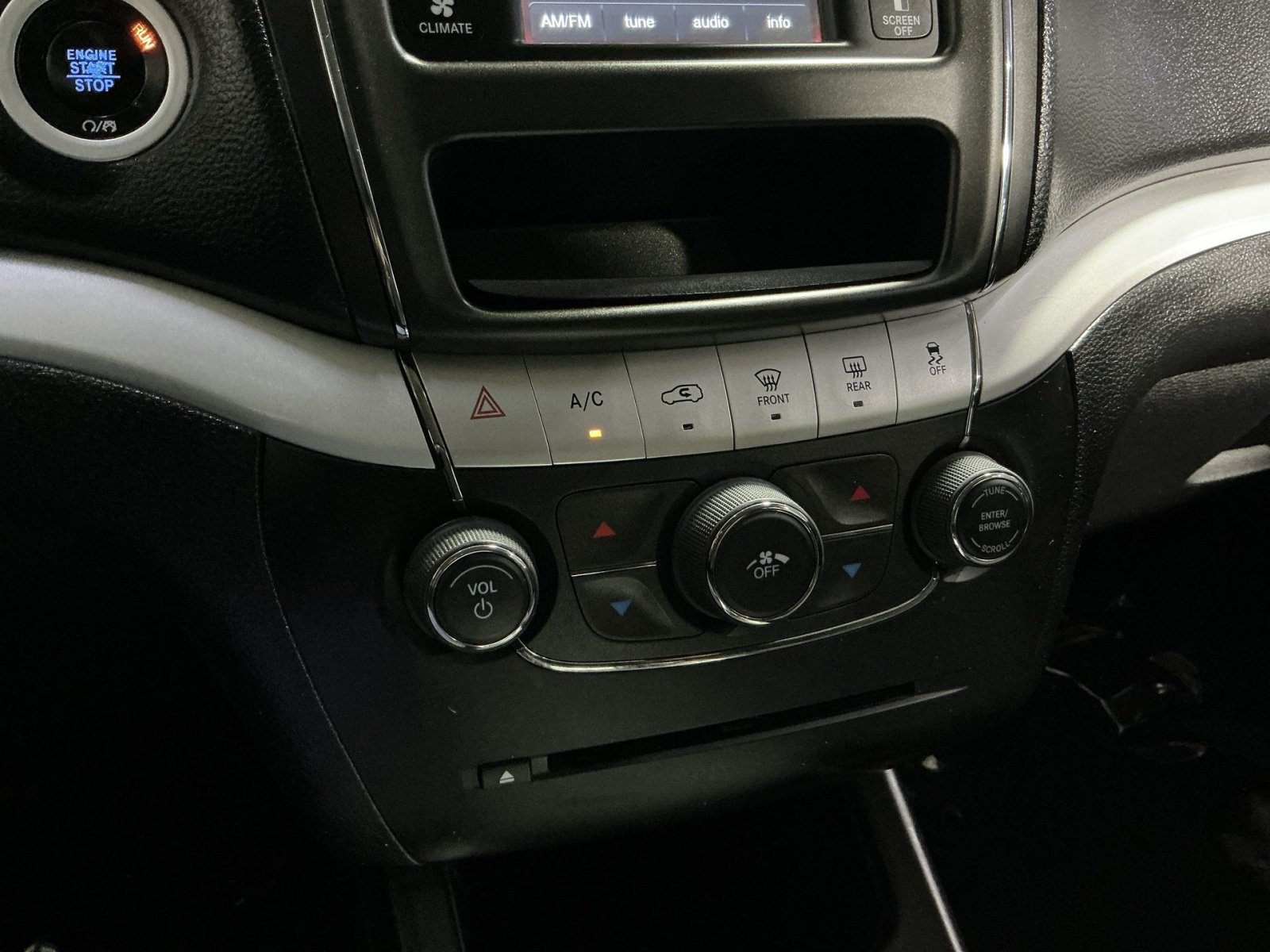 Used 2017 Dodge Journey SE w/ Flexible Seating Group FWD image 20