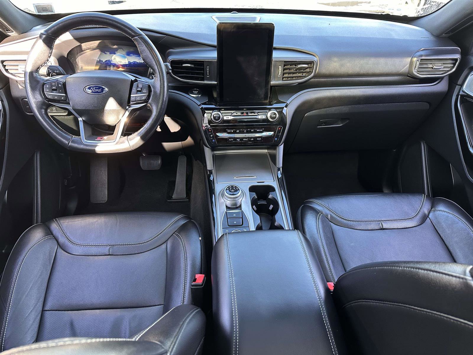 Certified 2022 Ford Explorer ST w/ Equipment Group 401A image 18