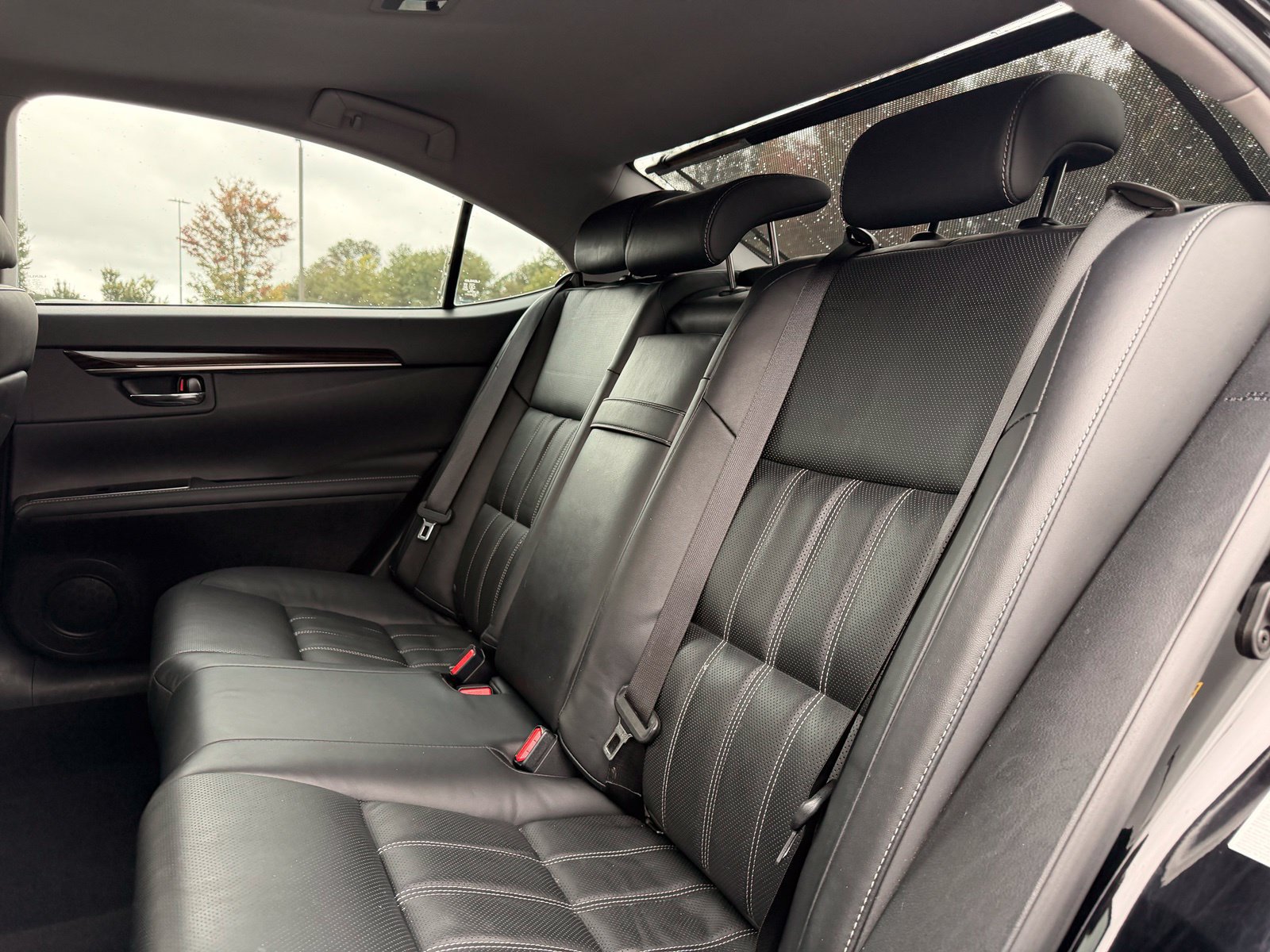 Used 2017 Lexus ES 350 w/ Luxury Package FWD image 30