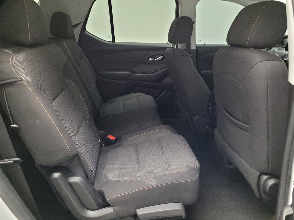 Used 2020 Chevrolet Traverse LS image 19