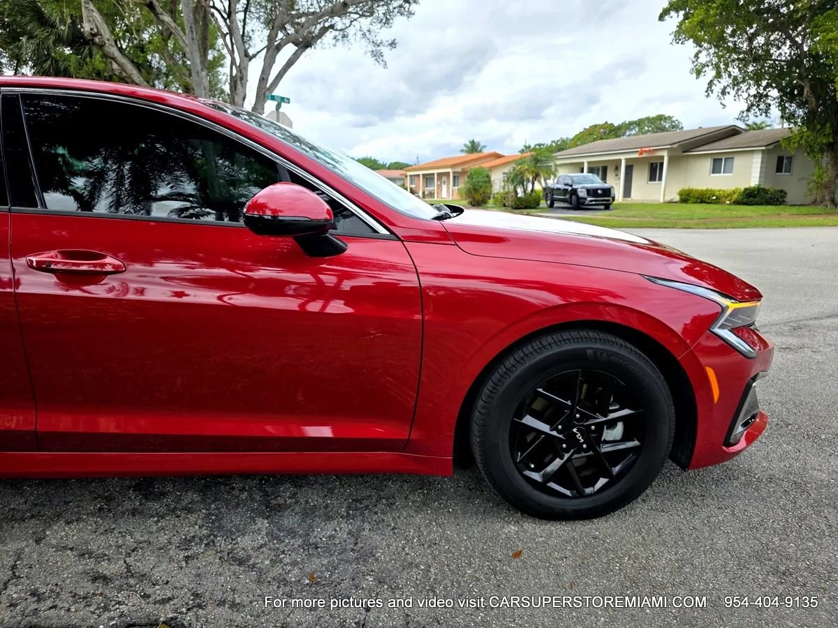 Used 2025 Kia K5 LXS image 52