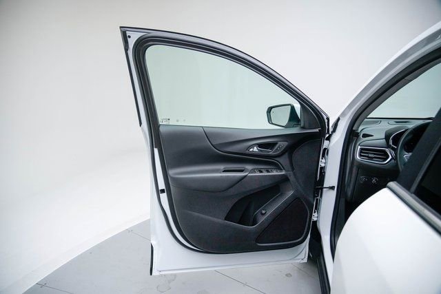 Used 2024 Chevrolet Equinox LT image 23