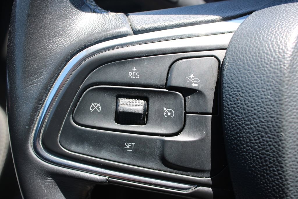 Used 2020 Buick Encore GX Select w/ Sport Touring Package FWD image 21