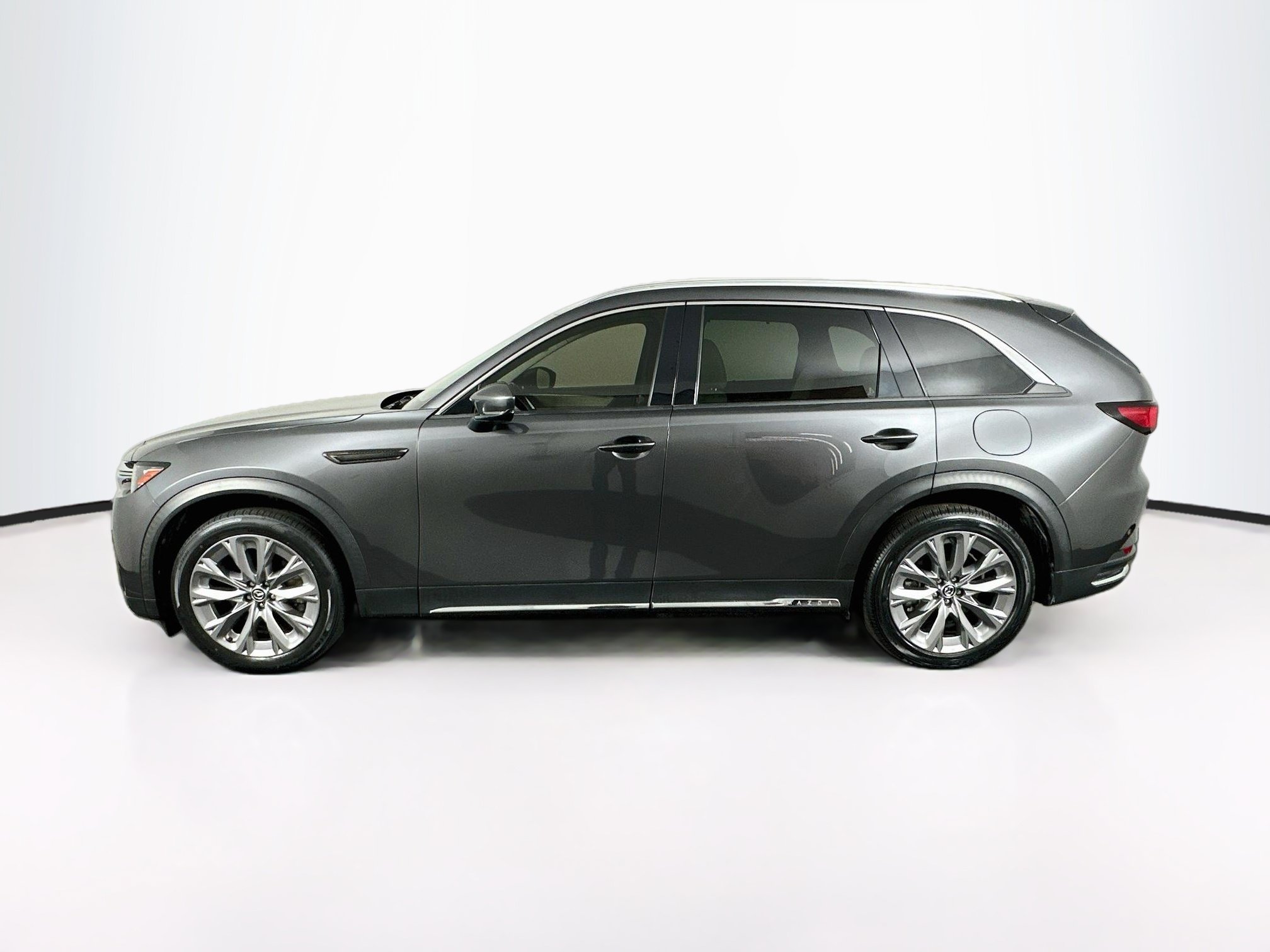 Used 2024 MAZDA CX-90 3.3 Turbo w/ Premium Package AWD/4WD image 4