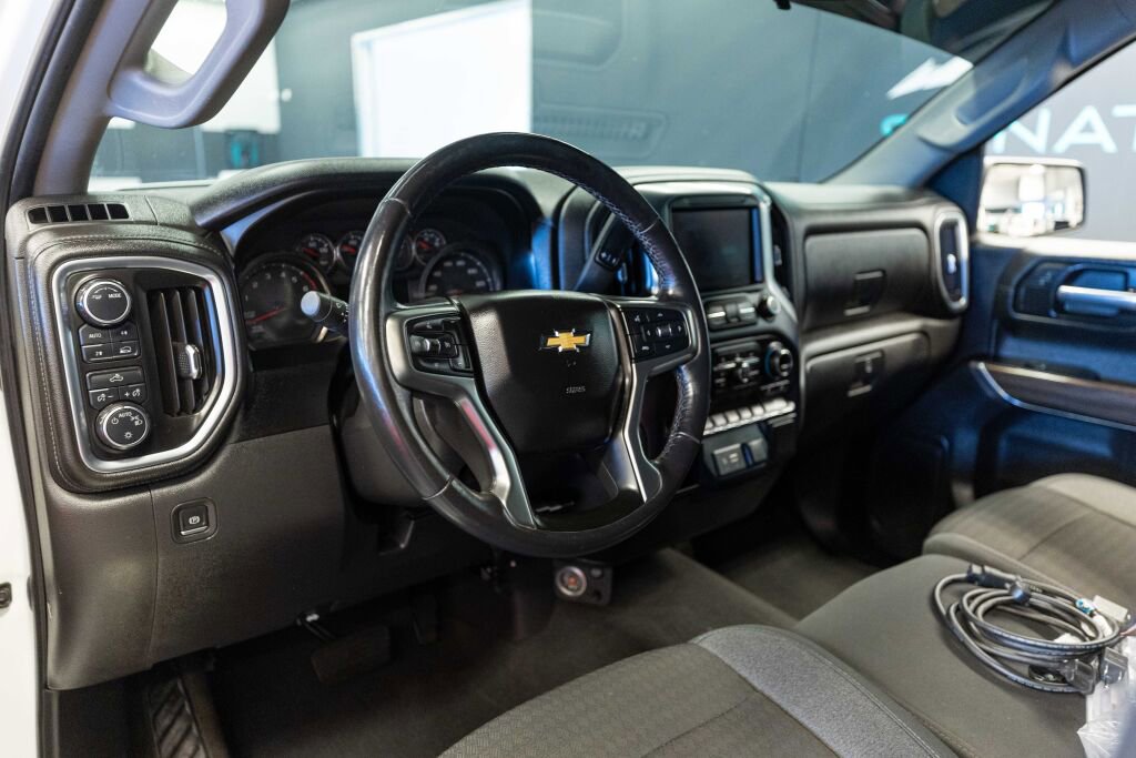 Used 2020 Chevrolet Silverado 1500 LT w/ All-Star Edition image 12