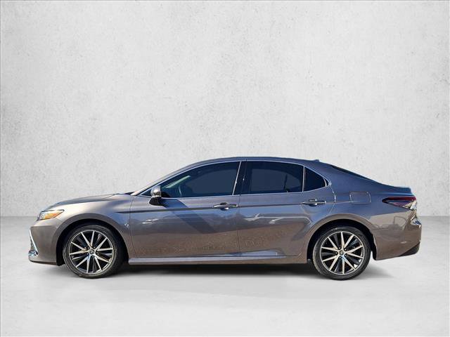 Used 2024 Toyota Camry XLE FWD image 9