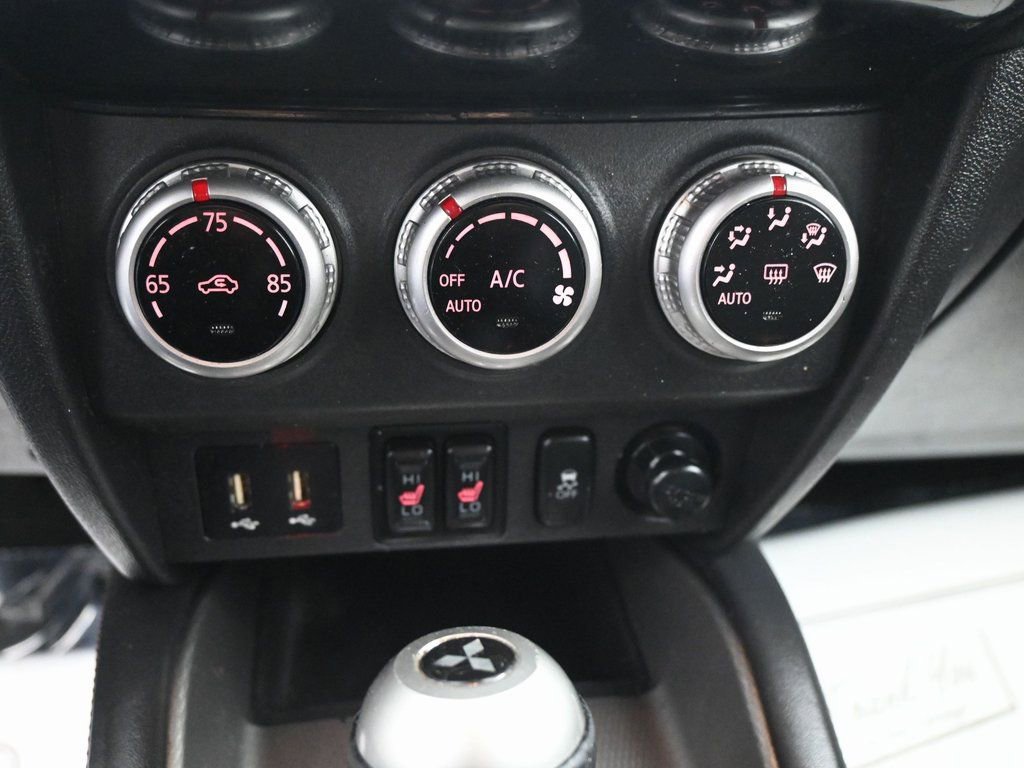 Used 2023 Mitsubishi Outlander Sport SE image 17