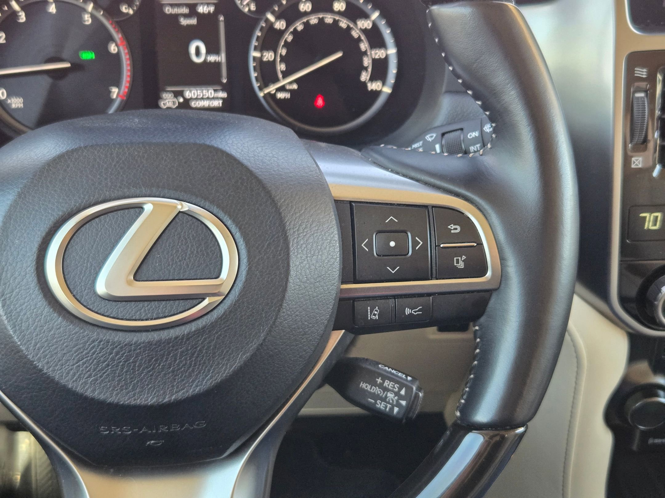 Used 2023 Lexus GX 460 Luxury image 25
