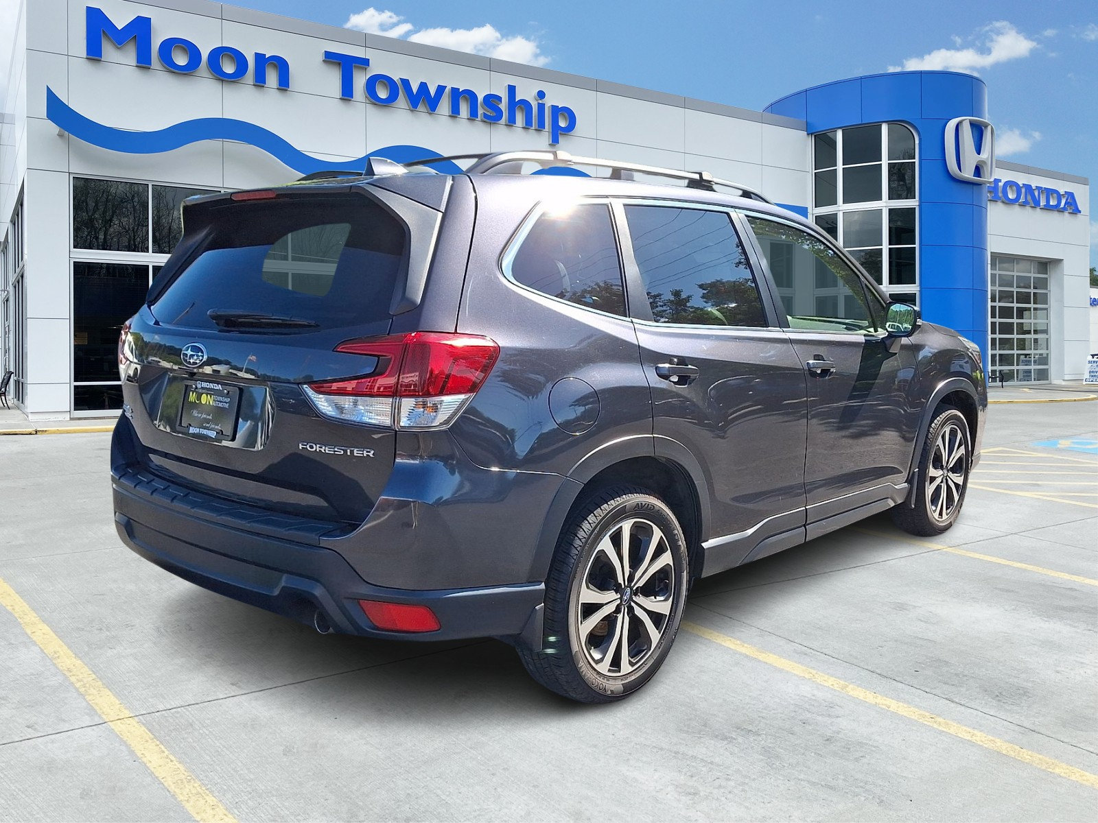 Used 2019 Subaru Forester Limited AWD/4WD image 6