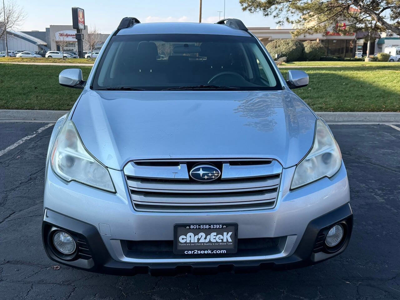Used 2014 Subaru Outback 2.5i Premium image 3