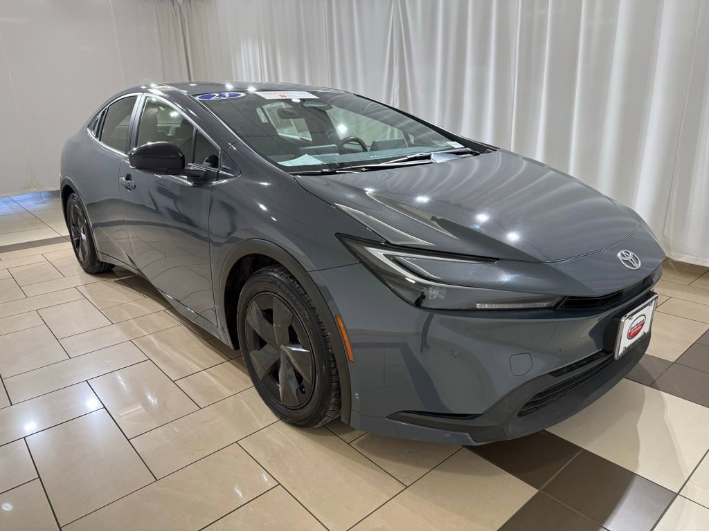 Used 2023 Toyota Prius LE image 7