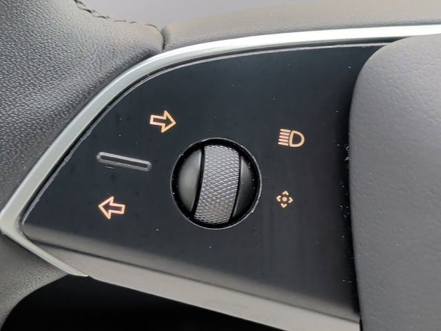 Used 2025 Tesla Model 3 Long Range image 10